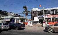 nhan vien o trai nuoi thu ngam ruou bi ho vo chet