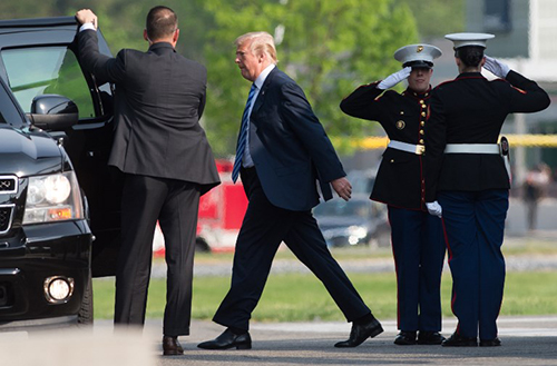 trump bay de n be nh vie n tham vo vu a mo tha n