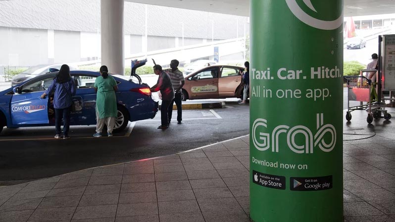 the gioi bao dong nan tai xe grab uber quay roi khach nu