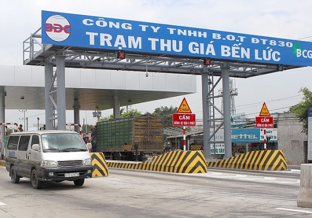 doi tu thu phi thanh thu gia la coi thuong tieng viet