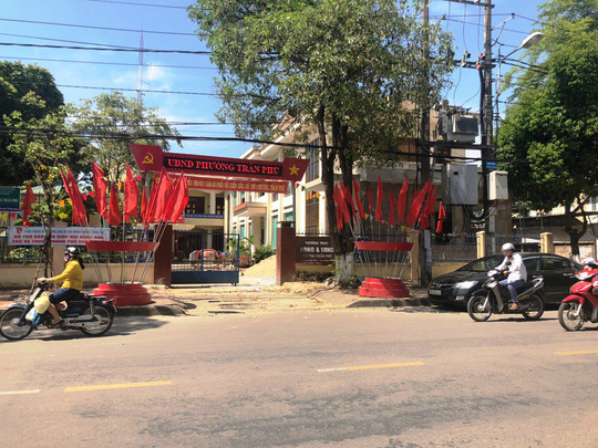 phat hien them 5 can bo gia chu ky nguoi chet an chan tien chinh sach