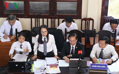 benh vien khoac ao lanh dao len vai bs hoang cong luong sau su co