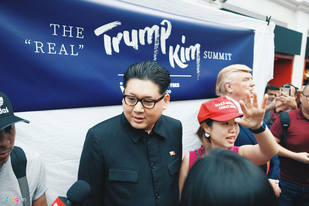bo doi kim trump gia thu hut su chu y tai singapore