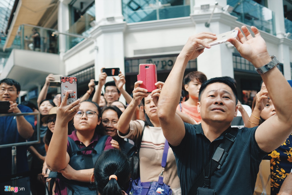 bo doi kim trump gia thu hut su chu y tai singapore