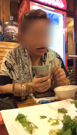 nu tai xe do xe chan ngang duong o sa pa quay clip thach thuc cong dong mang tang 500k cho 1 cau chui minh
