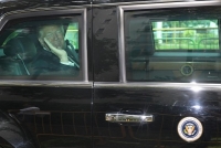 cu bat tay lich su 12 giay cua trump va kim jong un