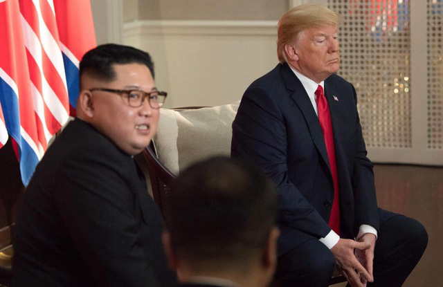 giai ma ngon ngu co the cua lanh dao my trieu