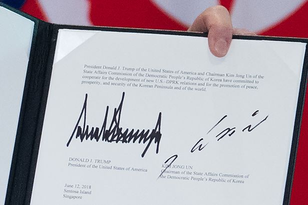 giai ma chu ky cua trump trong thoa thuan lich su voi kim jong un