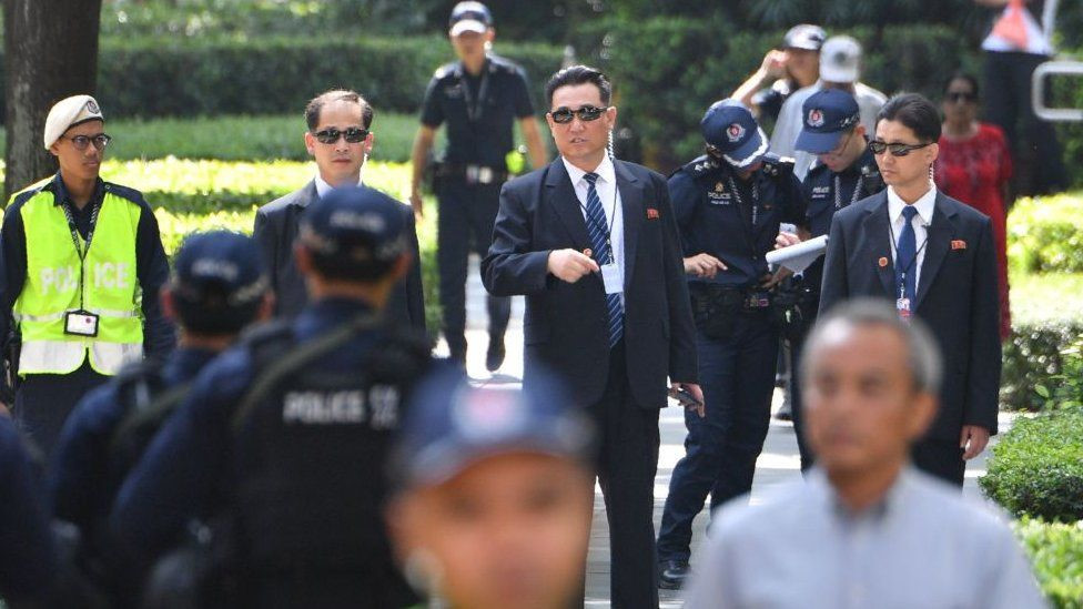 ba lop bao ve an ninh tuyet doi cho ong kim jong un