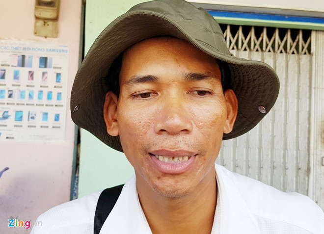 Anh bán vé số nghèo đã trở thành công chức anh ban ve so ngheo da tro thanh cong chuc