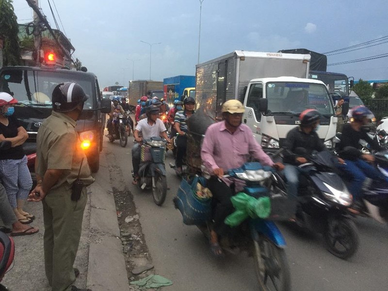 tai nan lien hoan 3 o to dinh chum o quan 12