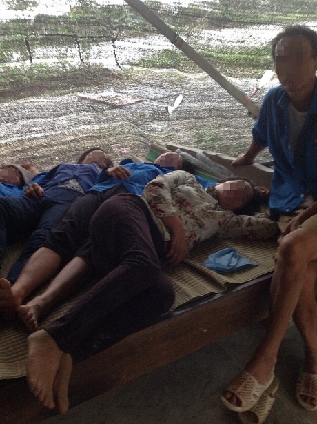 tin nong trong ngay 276 chau chu tich xa xit hoi cay tai xe xe khach dung chan lai xe vun vut