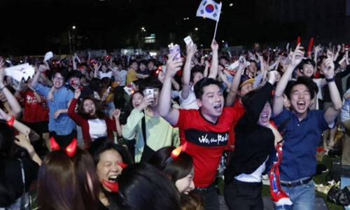nguoi han keu goi mien nghia vu quan su cho cau thu tro ve tu world cup