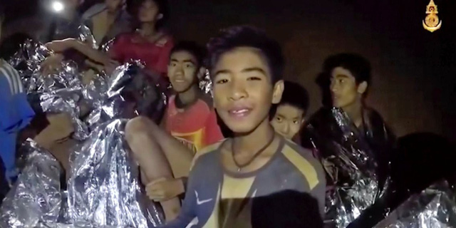 giai nghia buc tranh dang gay sot tren mang xa hoi tai thai lan
