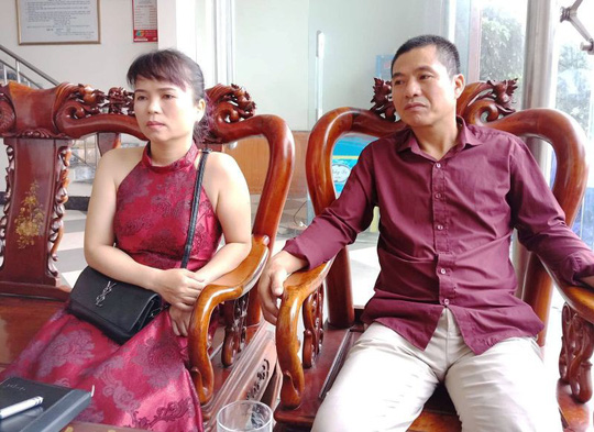 tp sam son len tieng vu chu khach san bi to duoi chat chem du khach