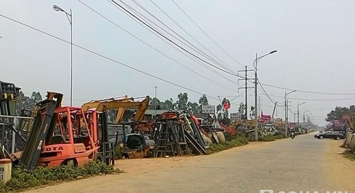dai gia lang buon may bay bom dan chuyen kho tin o viet nam