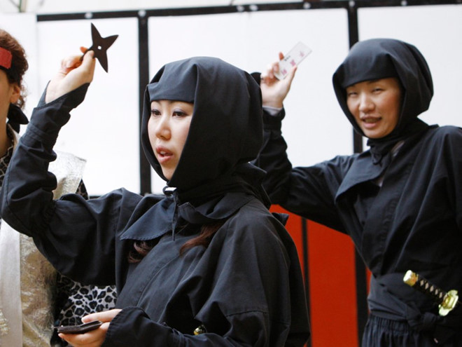 thanh pho nhat thieu ninja bieu dien du tra luong den 85000 usd
