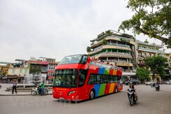 Hà Nội: Sở GTVT nói gì về thêm một tuyến xe buýt mui trần nội đô?