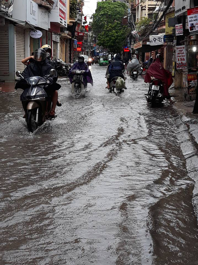 quang ninh ngap sau toi hon 1 m tai deo but
