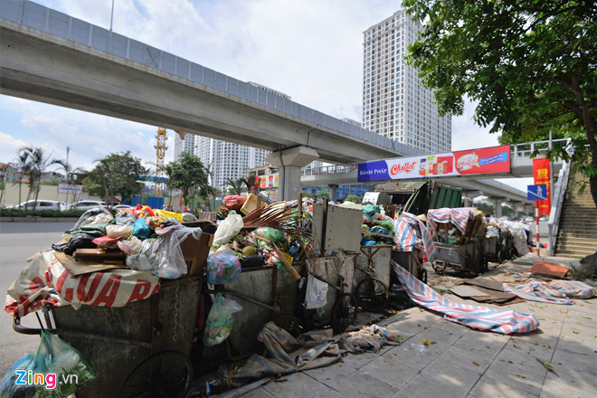 ha noi un u rac thai sau khi bai rac nam son bi phong toa