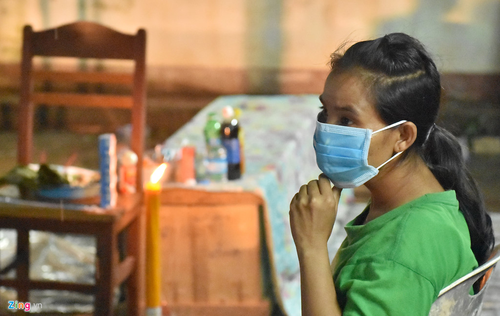 Từ Attapeu: 'Chúng tôi bỏ cơm để chạy cơn đại hồng thủy' tu attapeu chung toi bo com de chay con dai hong thuy