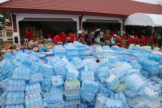 Sau 6 ngày, hiện trường nơi vỡ đập thủy điện ở Lào vẫn ngổn ngang sau 6 ngay hien truong noi vo dap thuy dien o lao van ngon ngang