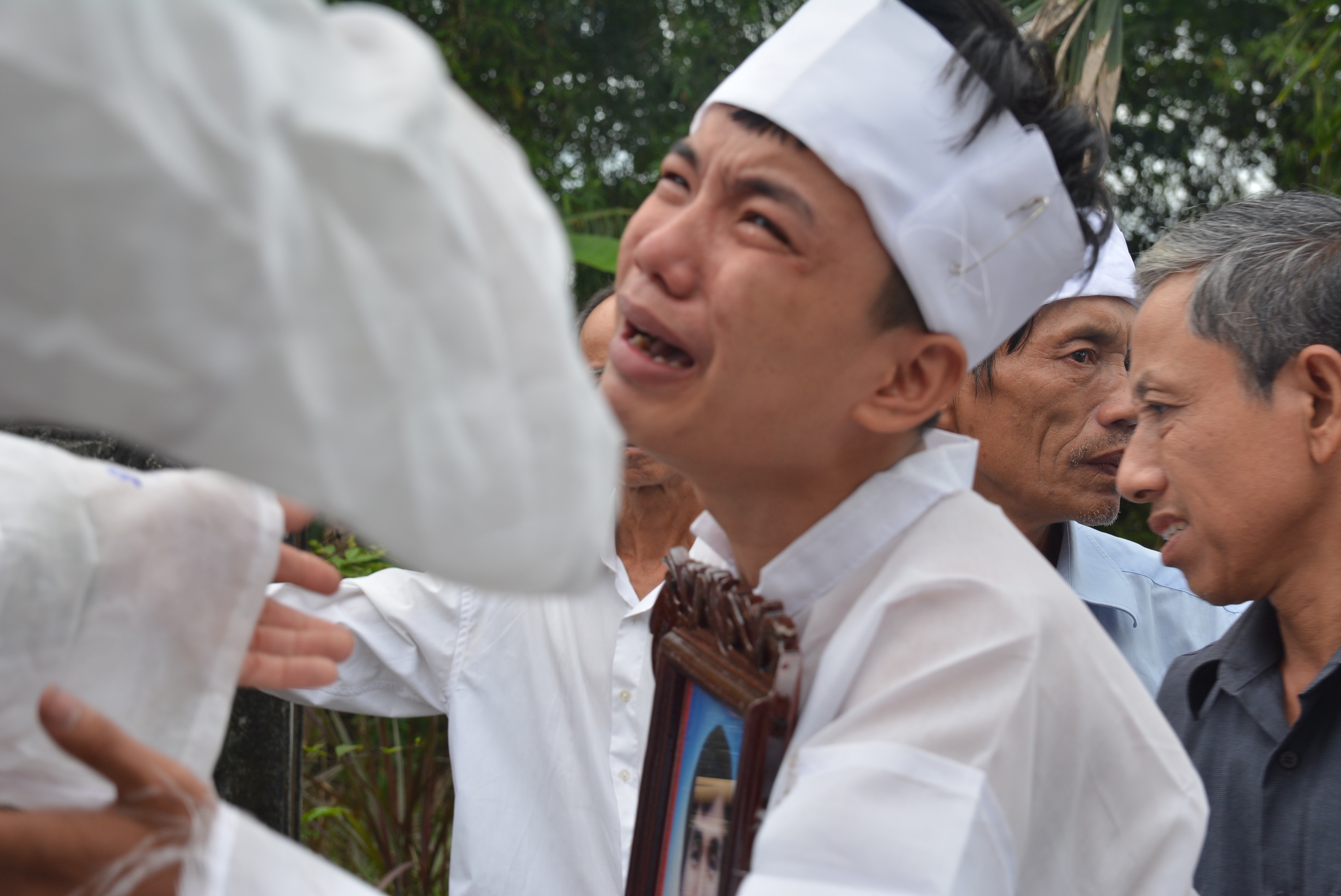 tai nan 13 nguoi tu vong nhung chiec khan tang phu trang nha tho toc