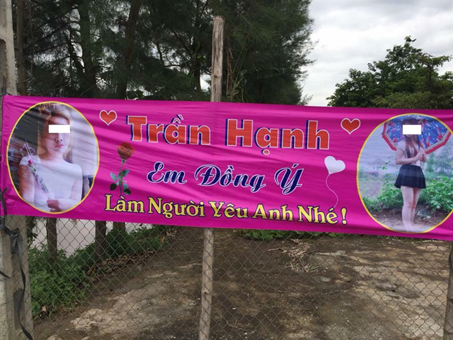 chang trai nam dinh treo bang ron hong to tinh truoc cong co quan
