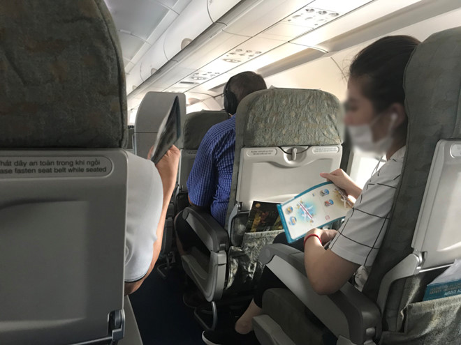 may bay vietnam airlines hong dieu hoa khach phai chiu nong hon 1 gio