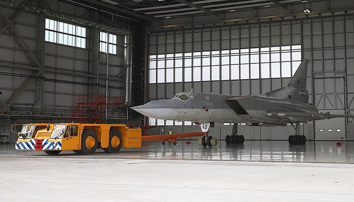 can canh may bay nem bom loai moi tupolev 22m3m cua khong quan nga