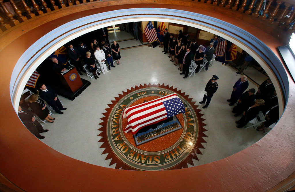nguoi dan arizona xep hang dai tien biet thuong nghi si mccain