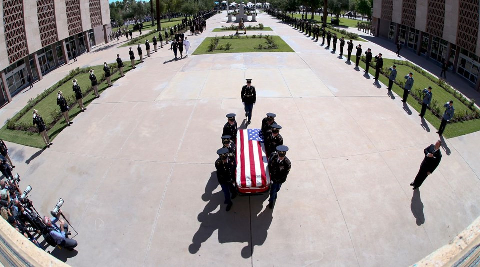 nguoi dan arizona xep hang dai tien biet thuong nghi si mccain