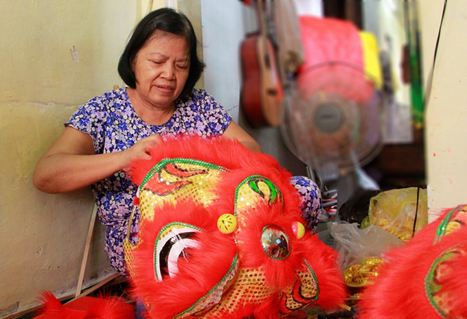 nghe lam dau lan phuc vu tet trung thu