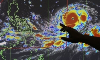 hai kich ban do bo cua sieu bao mangkhut
