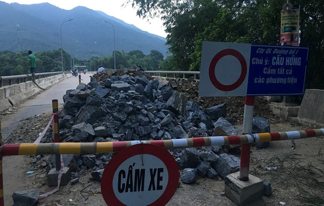 cau be tong xe dich nua met do lu thanh hoa phai chi 10 ti khac phuc