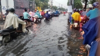 mua lon tren dien rong gay ngap nhieu khu vuc trung thap tai tp ho chi minh