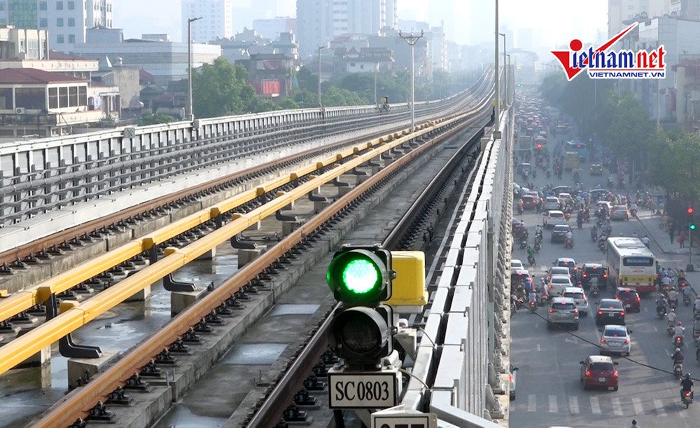 ha noi dep la duoi lan tau cat linh ha dong