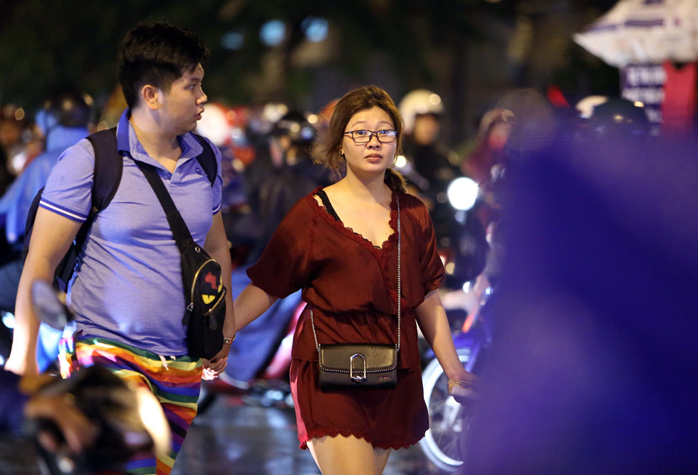 mua chieu tan tam nguoi sai gon chon chan dai 2 km o dai lo pham van dong
