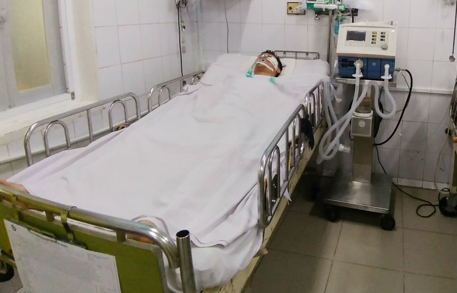 Vụ tông xe ở Hàng Xanh: Cha nửa đêm chạy khắp các bệnh viện tìm con vu tong xe o hang xanh cha nua dem chay khap cac benh vien tim con