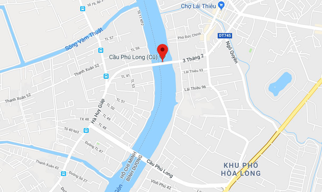 cay cau o sai gon hon 100 tuoi sap bi thao do