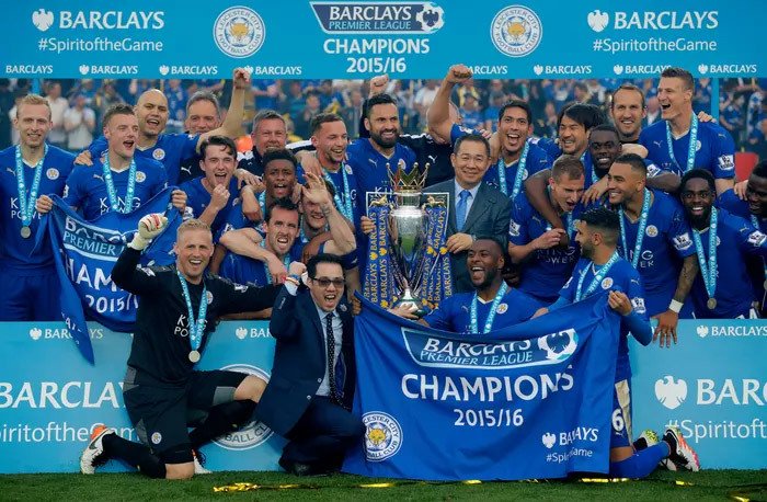 chan dung ti phu co truc thang no tung ben ngoai san nha leicester city