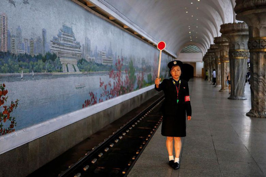 nam ong kim jong un tang han quoc an toan va an duoc