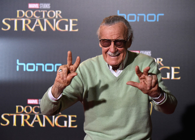 cha de cua marvel ong vua truyen tranh stan lee qua doi