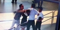 vu ba thanh nien danh nu tiep vien hang khong o chk tho xuan do tu choi chup anh chung