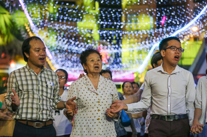 nha tho gan 150 tuoi o sai gon truoc ngay giang sinh