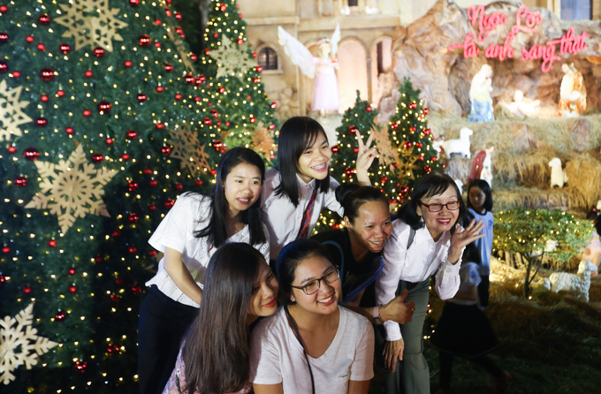 nha tho gan 150 tuoi o sai gon truoc ngay giang sinh
