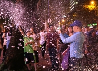 duong pho sai gon ha noi ngap rac dem giang sinh