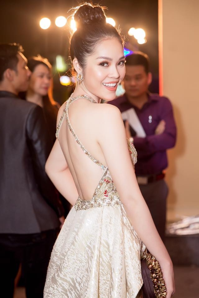 dien vien duong cam lynh chia se bi quyet giam can sau sinh