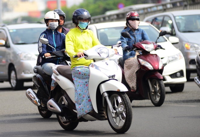 nguy hai tu thoi quen deo khau trang dung mot lan kem chat luong nhung o vi khuan di dong