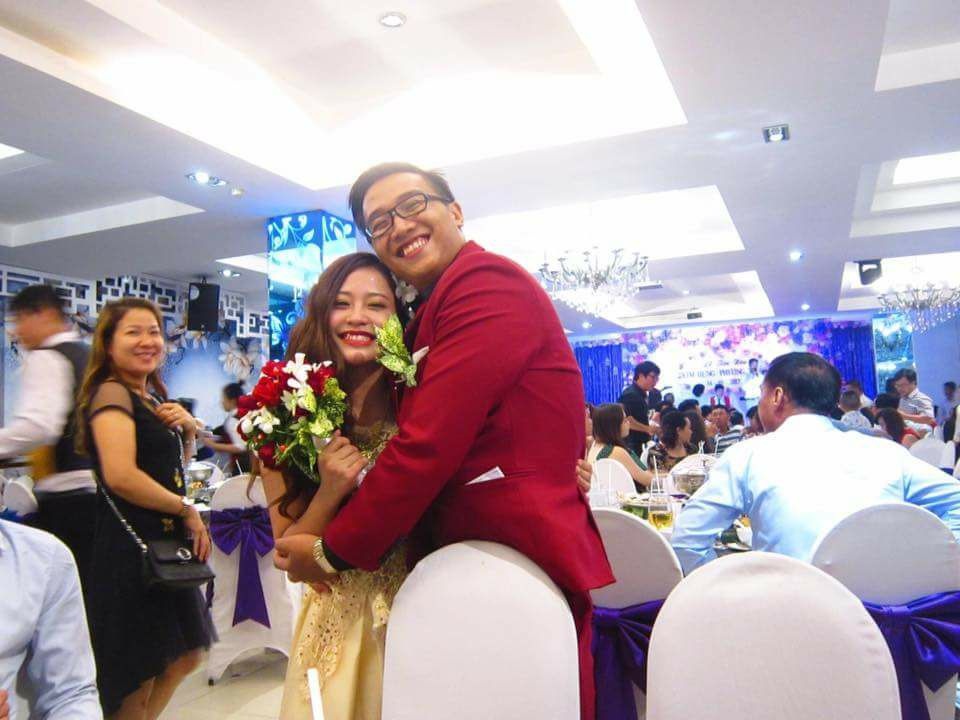 nu 9x xinh dep cay game xuyen dem tha thinh ban trai